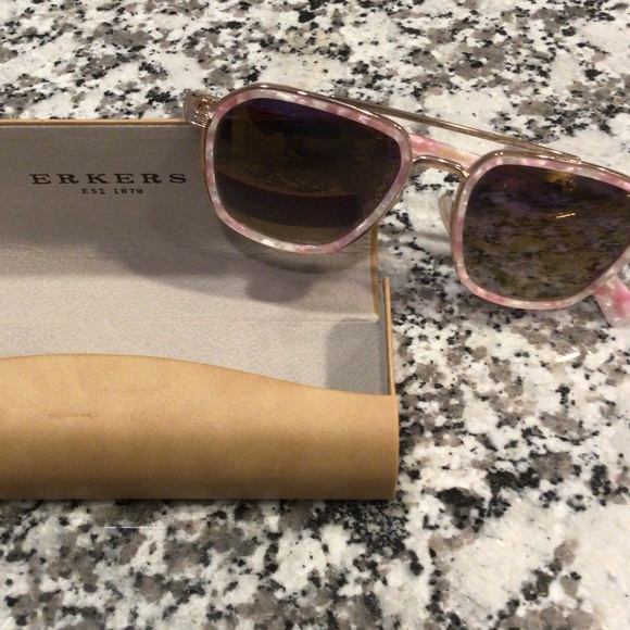Esker’s Brand Sunglasses main image 4